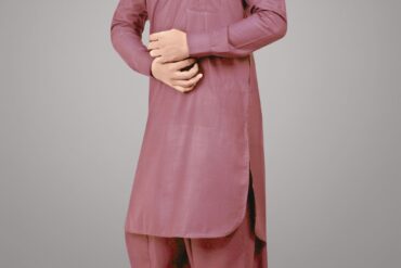 K-ROYALS Simple Afghani Style Men's Pathani Suit/Cotton Blend Kurta pyjama set